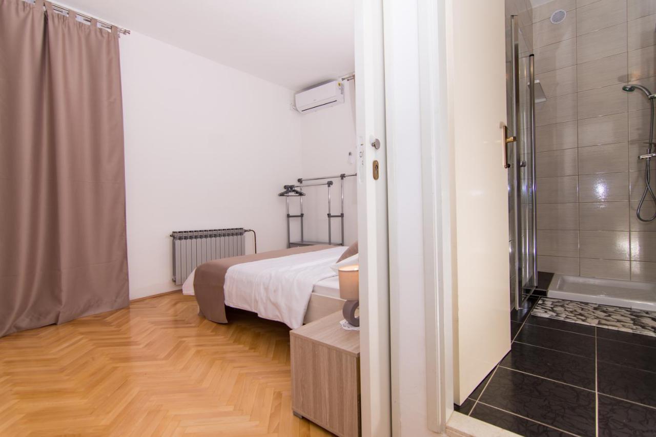 Apartmani Mlacic Donji Okrug  Екстериор снимка