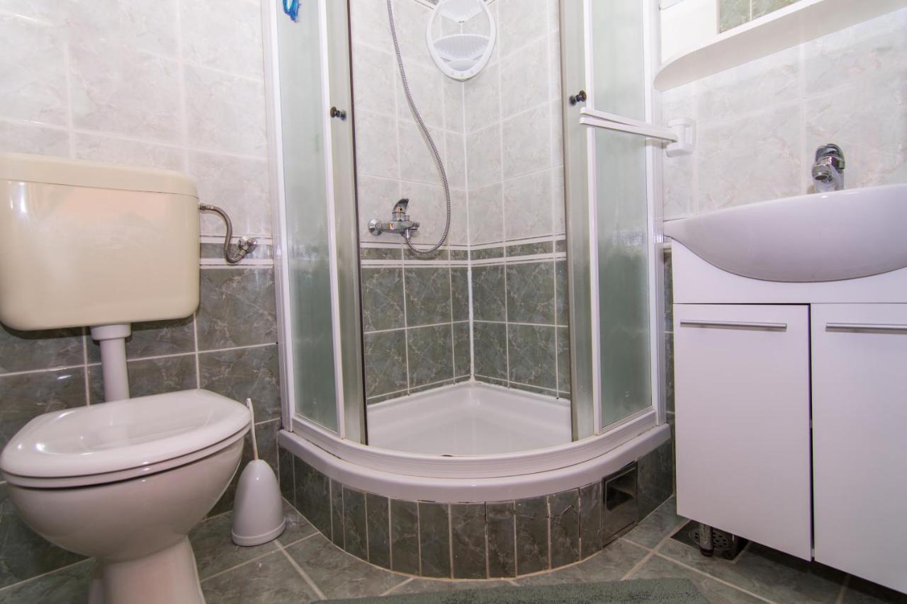 Apartmani Mlacic Donji Okrug  Екстериор снимка